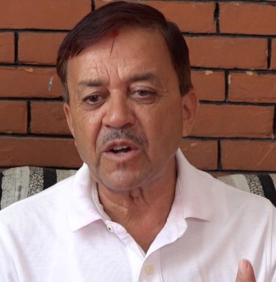  निजामती कर्मचारीले राजनीतिक दबाब र प्रभावमा रहेर कार्यसम्पादन गर्नुपर्ने स्थिति छ 